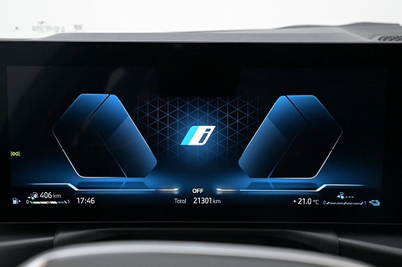 BMW 330e 8 of 27