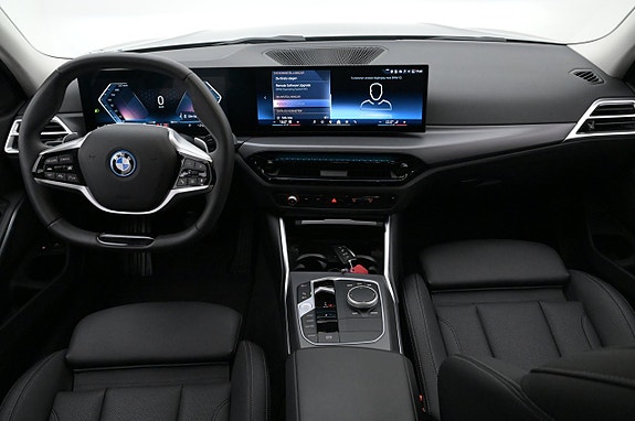 BMW 330e 6 of 27