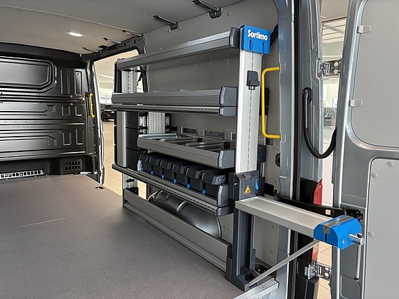 Volkswagen Crafter 16 of 17