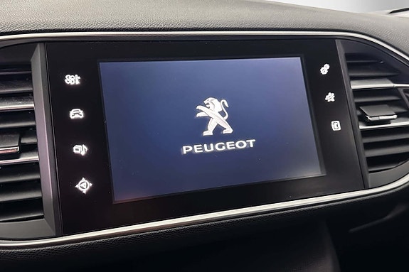 Peugeot 308 SW 7 of 9