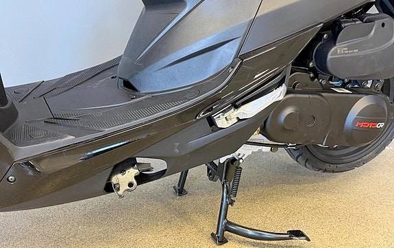 Motocr Comet Pure Hyper 19 of 19