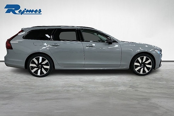 Volvo V90 4 of 18