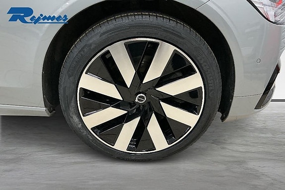 Volvo V90 14 of 18