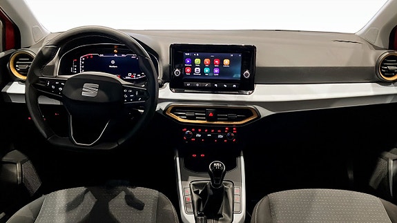 Seat Arona 10 of 12