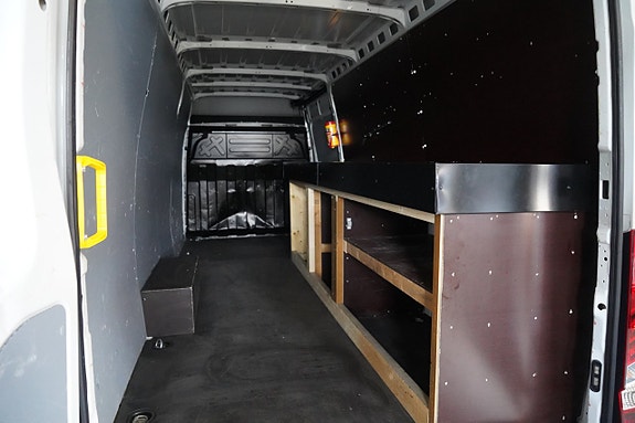 Iveco Daily 8 of 11