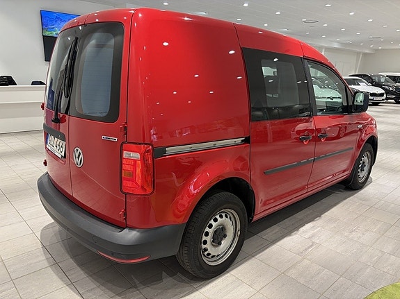 Volkswagen Caddy 6 of 11