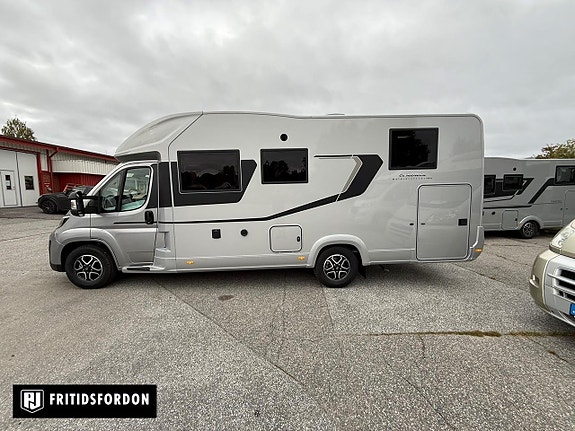 Adria MATRIX SUPREME 670 SL 4 of 16