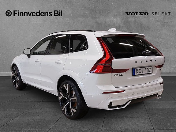 Volvo XC60 3 of 11