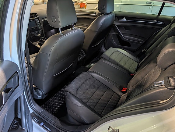 Volkswagen Golf I 6 of 10