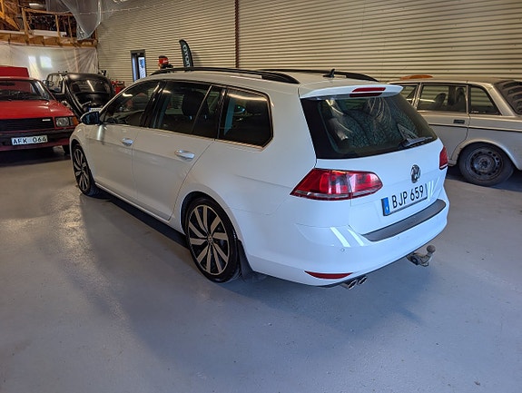 Volkswagen Golf I 2 of 10