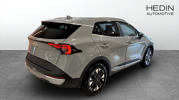 Kia Sportage 2 of 14