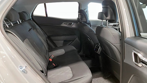 Kia Sportage 5 of 14