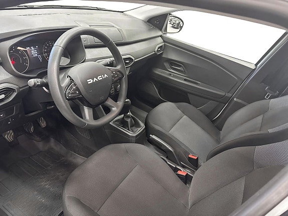 Dacia Sandero 6 of 11