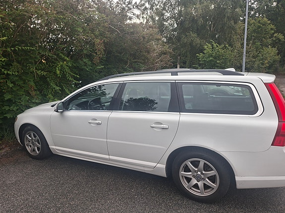 Volvo V70 5 of 8