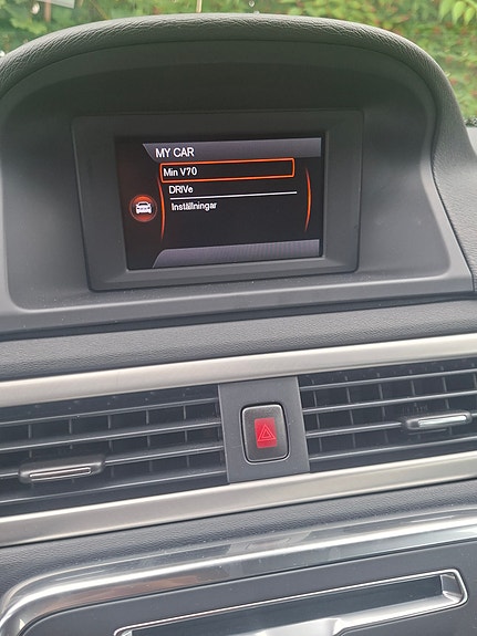 Volvo V70 7 of 8