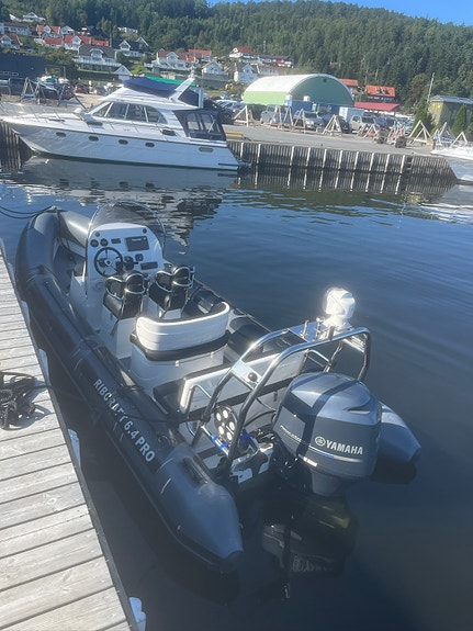 Ribcraft 6.4 2 of 8