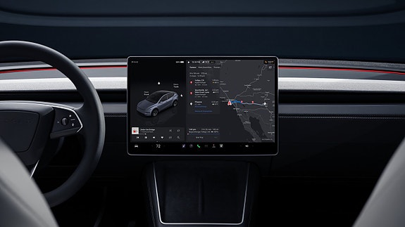 Tesla Model Y 5 of 5