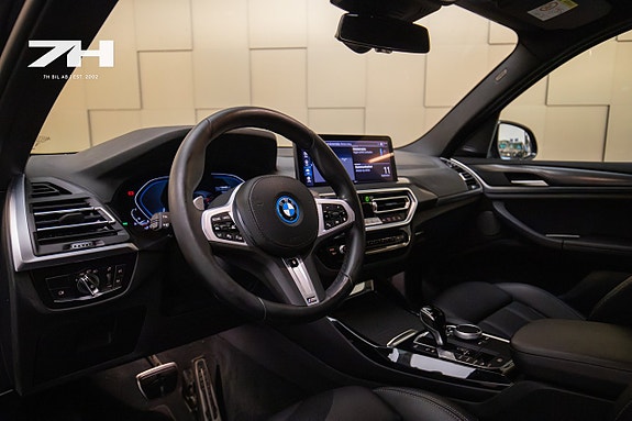 BMW X3 9 of 21