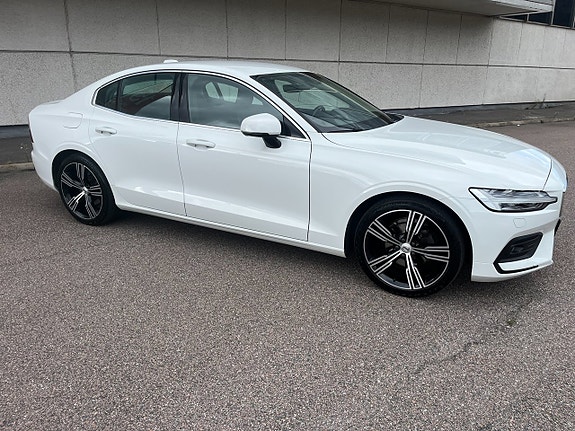 Volvo S60 7 of 20