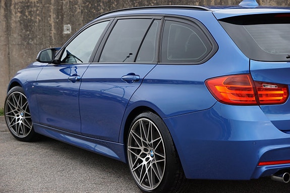BMW 330d 5 of 23