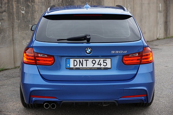 BMW 330d 11 of 23