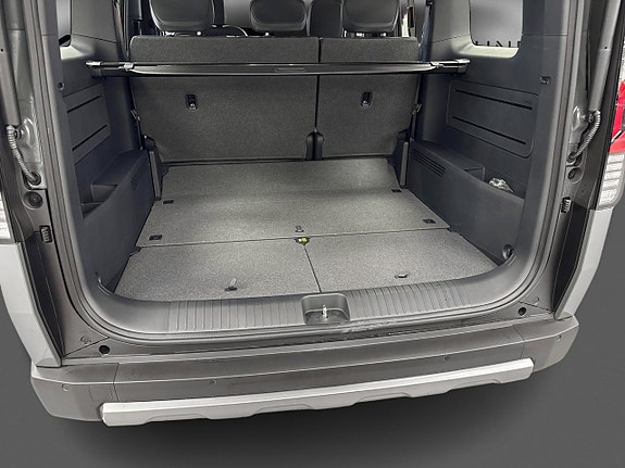 Kia PV5 13 of 14