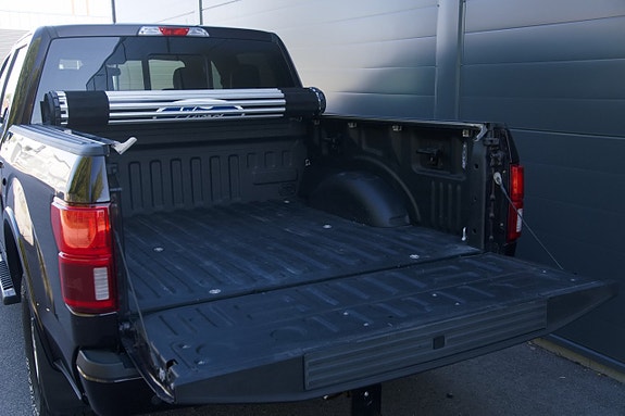 Ford F-150 7 of 16