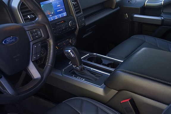 Ford F-150 12 of 16