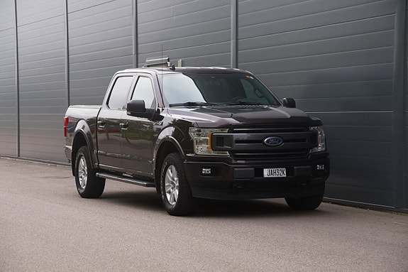 Ford F-150 3 of 16