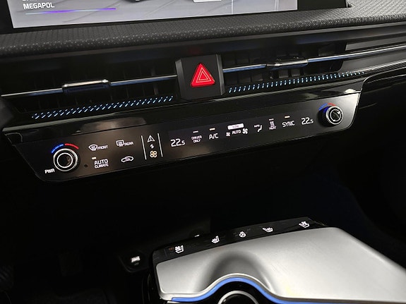 Kia EV6 14 of 14