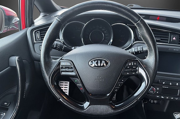 Kia Ceed 15 of 23
