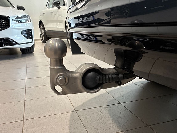 Volvo XC60 15 of 16