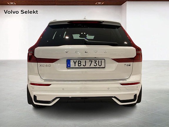 Volvo XC60 7 of 14
