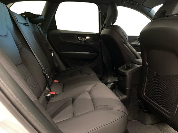 Volvo XC60 6 of 14