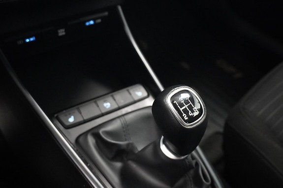 Hyundai i20 13 of 16