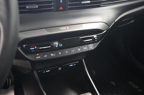 Hyundai i20 11 of 16