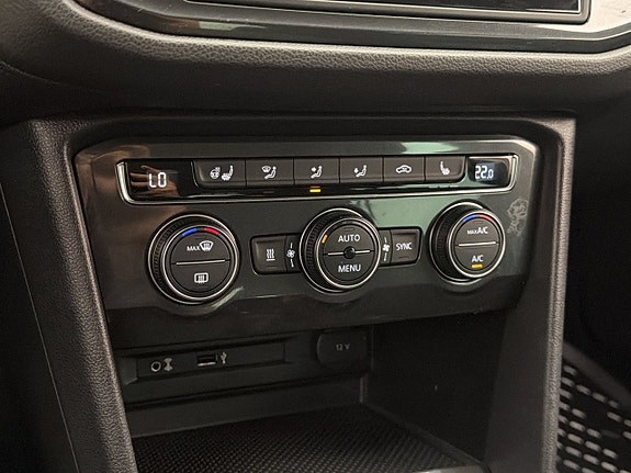 Volkswagen Tiguan 22 of 28