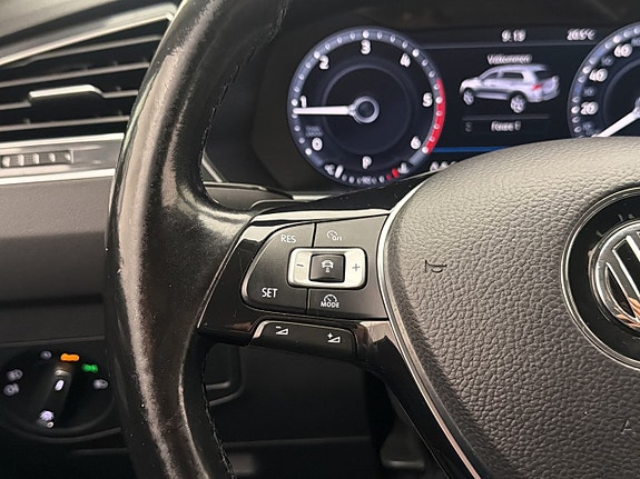 Volkswagen Tiguan 17 of 28