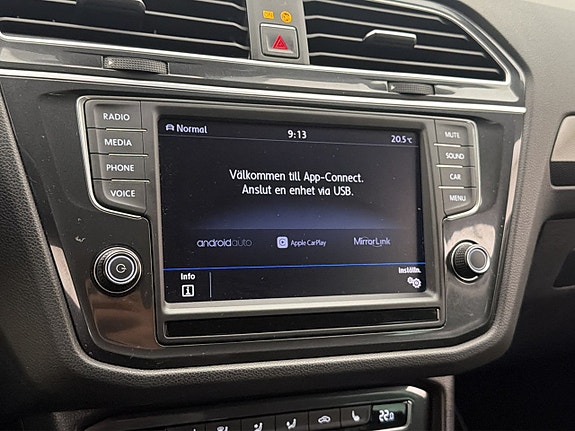 Volkswagen Tiguan 23 of 28