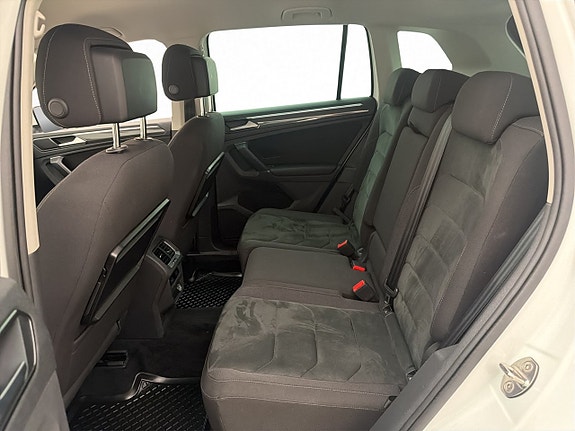 Volkswagen Tiguan 13 of 28