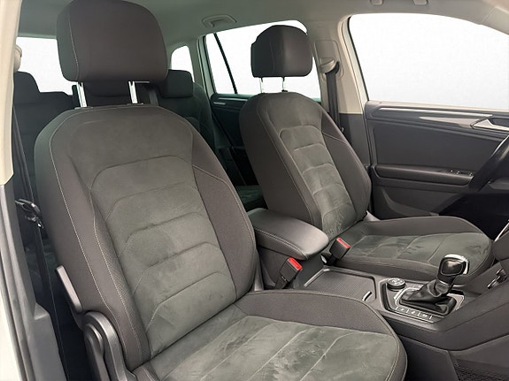 Volkswagen Tiguan 12 of 28