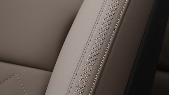Volvo XC60 6 of 8