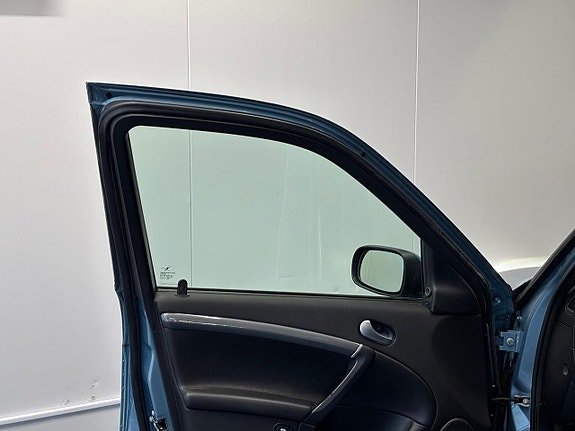 Saab 9-5 13 of 26