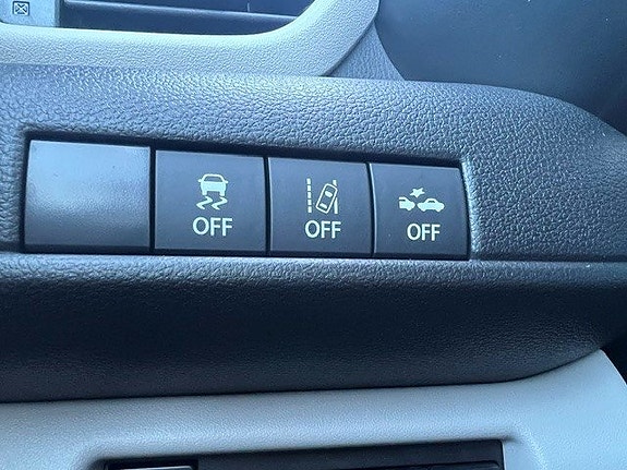 Suzuki Swift 14 of 16
