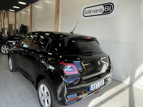 Suzuki Swift 4 of 16