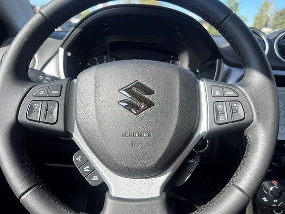 Suzuki Vitara 8 of 17