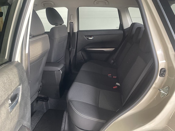 Suzuki Vitara 11 of 17