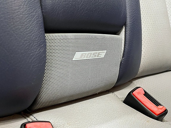 Mercedes-Benz CLK430 15 of 23