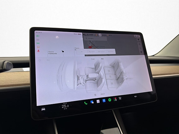Tesla Model 3 21 of 30
