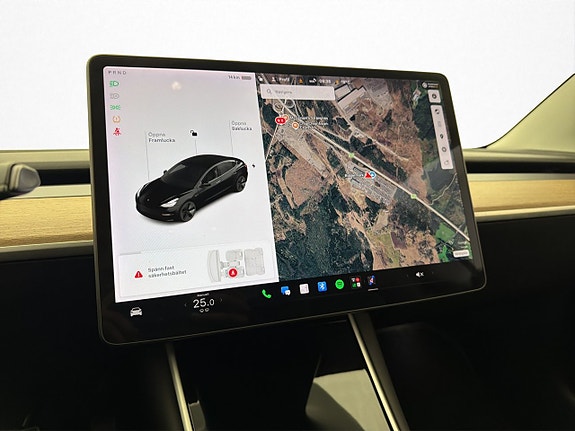 Tesla Model 3 23 of 30